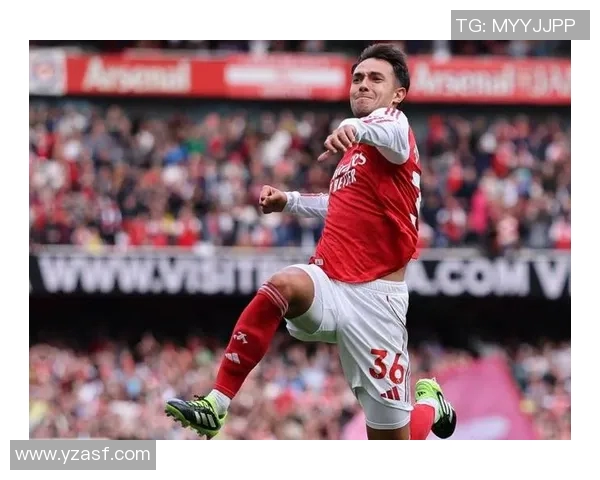 曼联与阿森纳经典对决回顾球迷心中的永恒对抗传奇