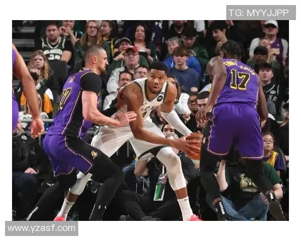 雄鹿与湖人精彩对决回放分析及比赛亮点总结 雄鹿与湖人精彩对决回放分析及比赛亮点总结